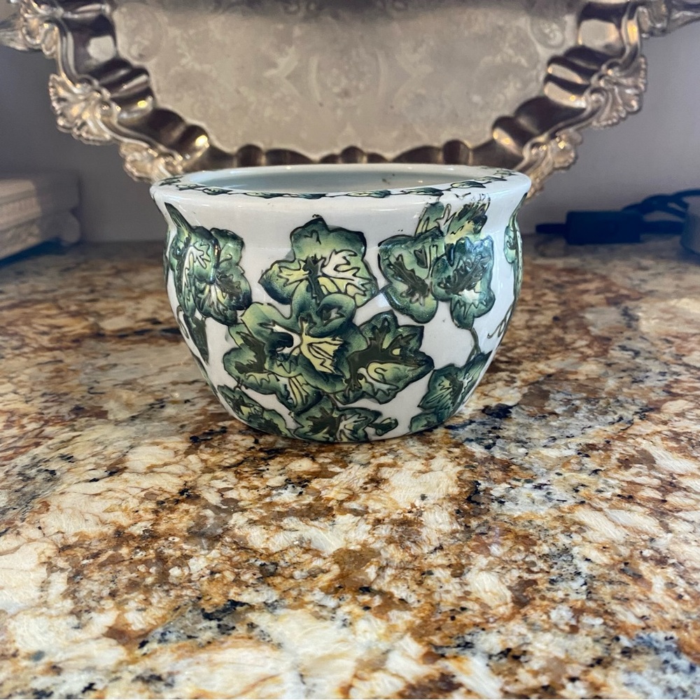 Small hand painted planter vase green ivy design